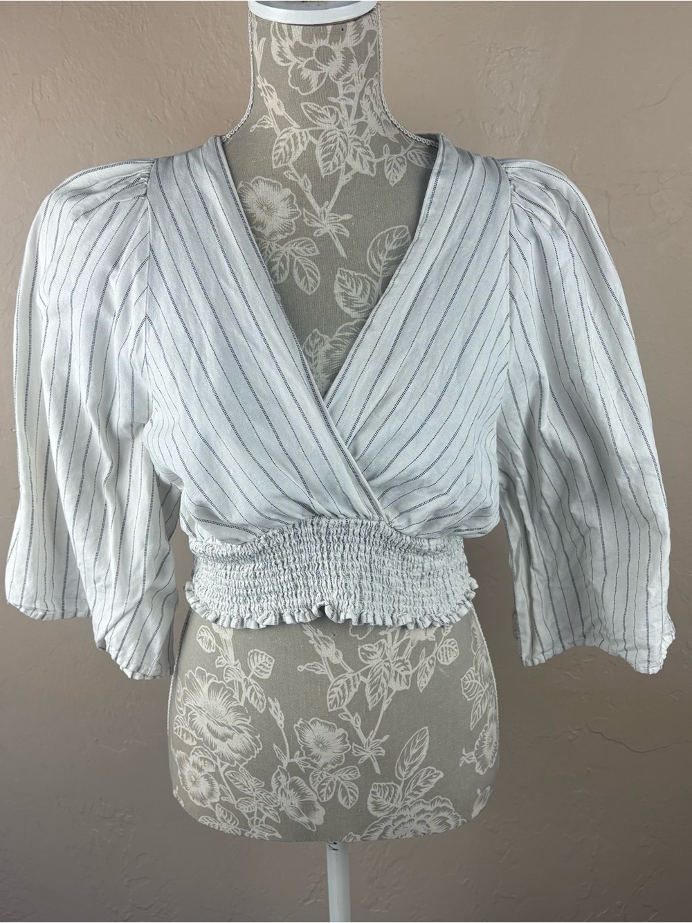 Zara White Striped Cropped Top Linen Cotton Smocked Waist Women’s size Medium